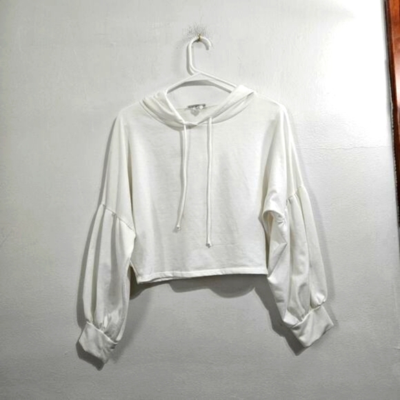White Cropped Oversized Hoodie. Ballon Sleeves. Size Large. - Picture 1 of 4